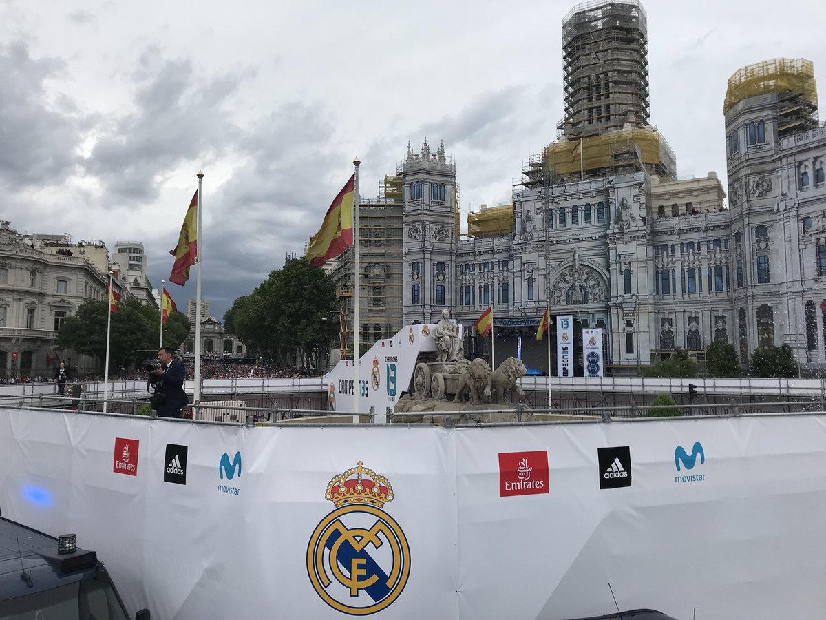 CominoPablo's tweet photo. Cibeles Madrid https://t.co/HrOJxkEBEy