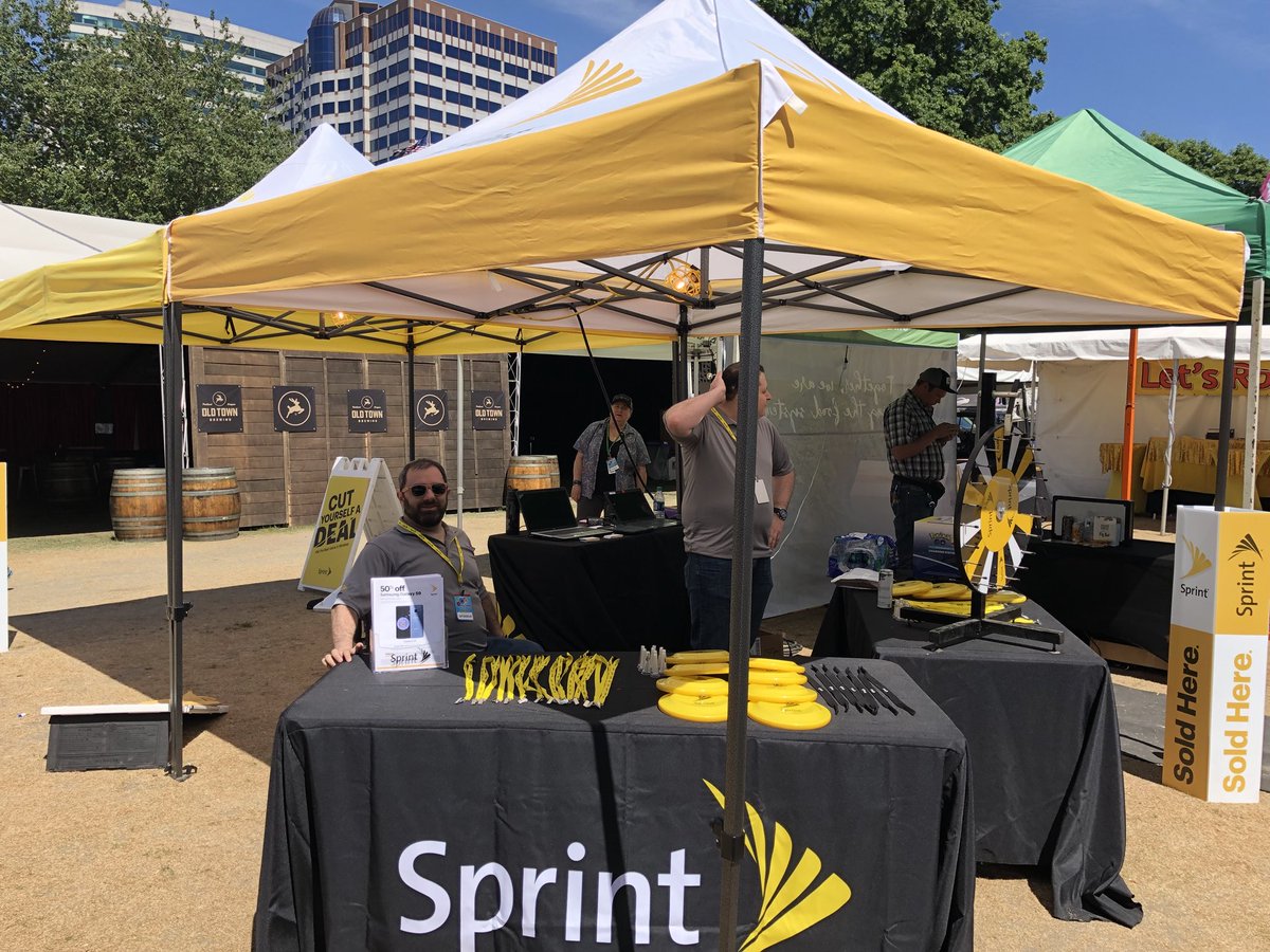 RickyBRealtor's tweet photo. Come see us at #rosefest2018 we will make you a fantastic deal, and get you some fun #swag #partnerup #WeAreNW #PNWTakeover @philipmgance @ahlia_sivertson @DaneFromSprint @kalebmeeks @kelci_ly @suehyun_chung @JamesLeeWC @ccComm_Sprint @SWirelessNw https://t.co/r9Y1EV0fD3