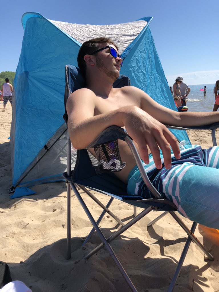 jenjones0604's tweet image. Yes lady’s he’s single lol #tocool @peebles___7