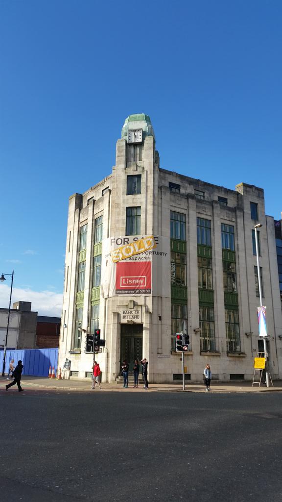 ArtDecoBankBfst's tweet photo. Style Moderne ~ #ArtDeco #Belfast unique guided tour next Sat 2 June. Bookings now open! 🏢👉 https://t.co/7YsIrOtLv7 https://t.co/PbKqq05mfw