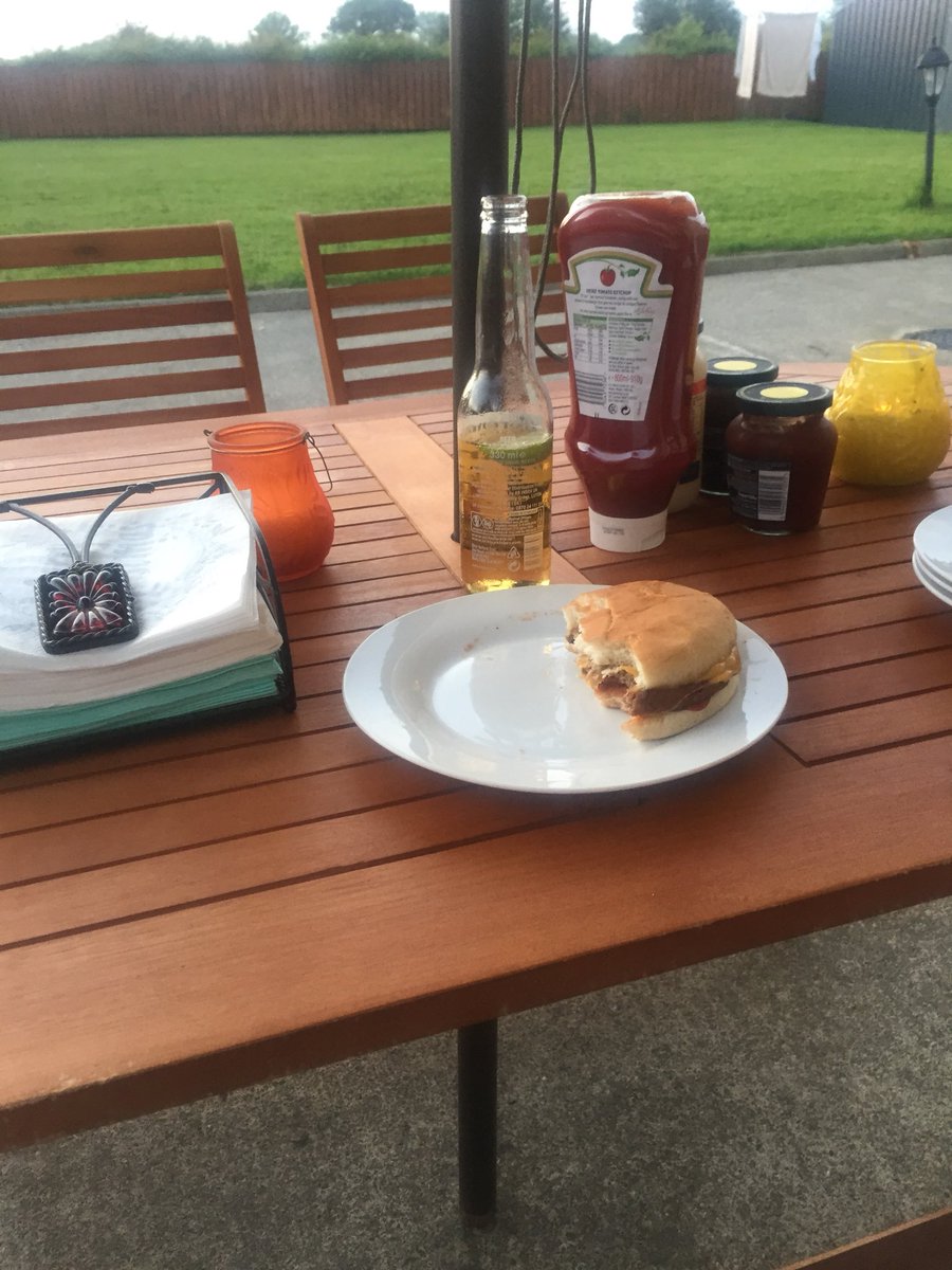 markcraw6's tweet photo. Bar B &amp; a beer at 9.30 at night. Hard to beat Ireland ( sorry Donegal ) when the weather is good 🌞🤭 https://t.co/ucot2y2qi8