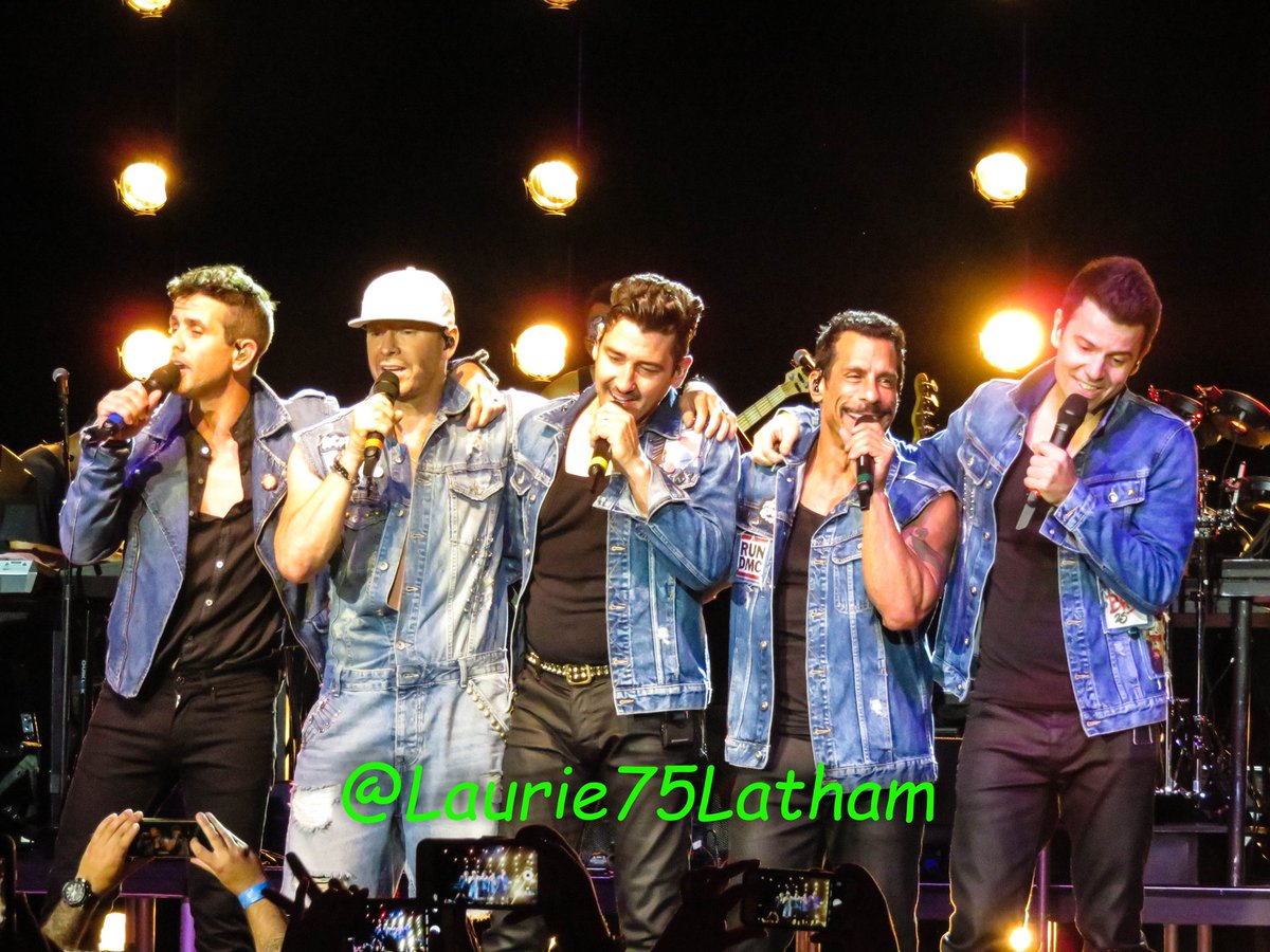 Laurie75Latham's tweet image. #DenimSet #TPTMemories #TPTAnaheim