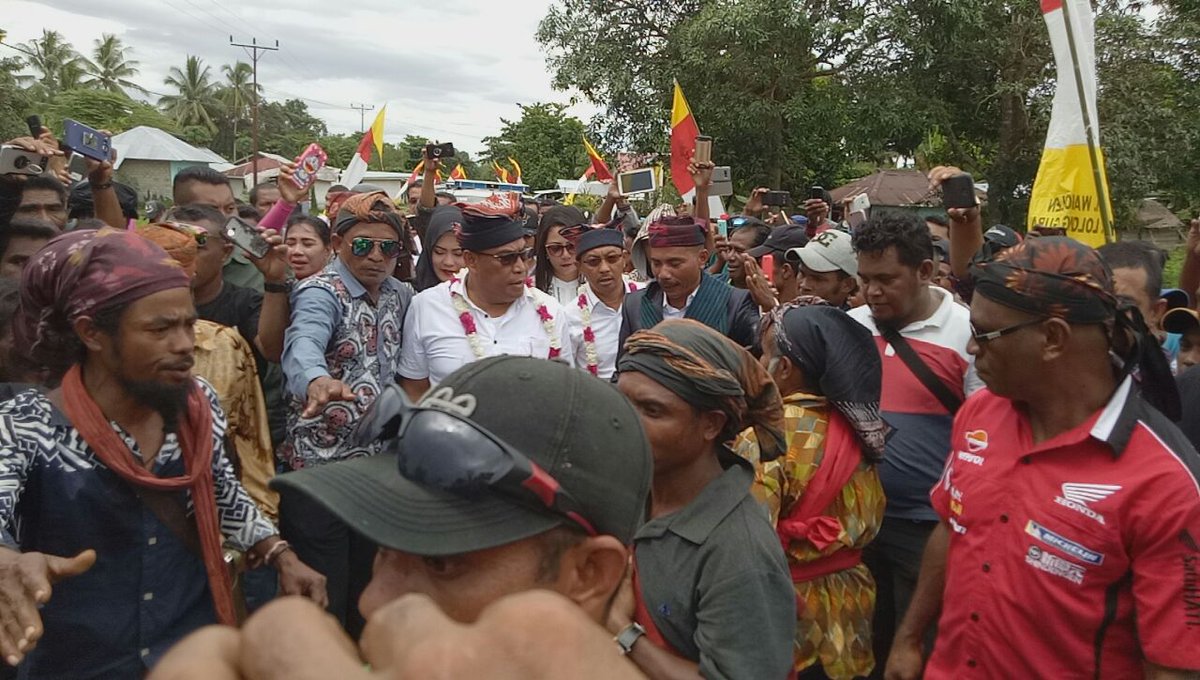 mellyser6's tweet photo. #KatongDukungBaileo #SalamDuaJari #HarusAdaPerubahan
@chiaranashaira 
@LouisTimisela
@jmanuputty https://t.co/wpNf32vNte