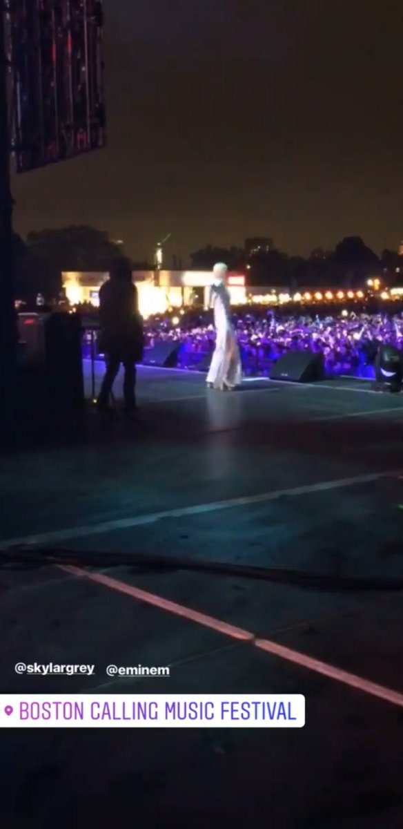 theeminemlp1's tweet photo. @Eminem_Pro skylar grey https://t.co/fJaHveEjhi