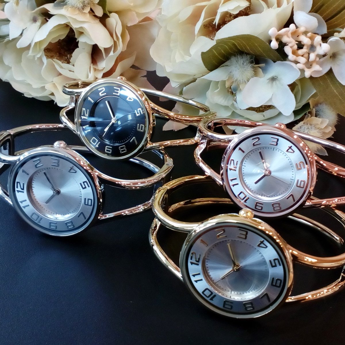 雑貨屋 The Four Seasons Na Twitteru 夏になるとほしくなるバングルタイプのリストウォッチが入荷しました スタイリッシュでオンにもオフにもお使いいただけます 文字盤も大きく見やすいですよ ザフォーシーズン 高知 雑貨屋 おしゃれ 生活雑貨 プレゼント 雑貨屋 The Four Seasons Na Twitteru 夏になるとほしくなるバングルタイプのリストウォッチが入荷しました スタイリッシュでオンにもオフにもお使いいただけます 文字盤も大きく見やすいですよ ザフォーシーズン 高知 雑貨屋 おしゃれ 生活雑貨 プレゼント
