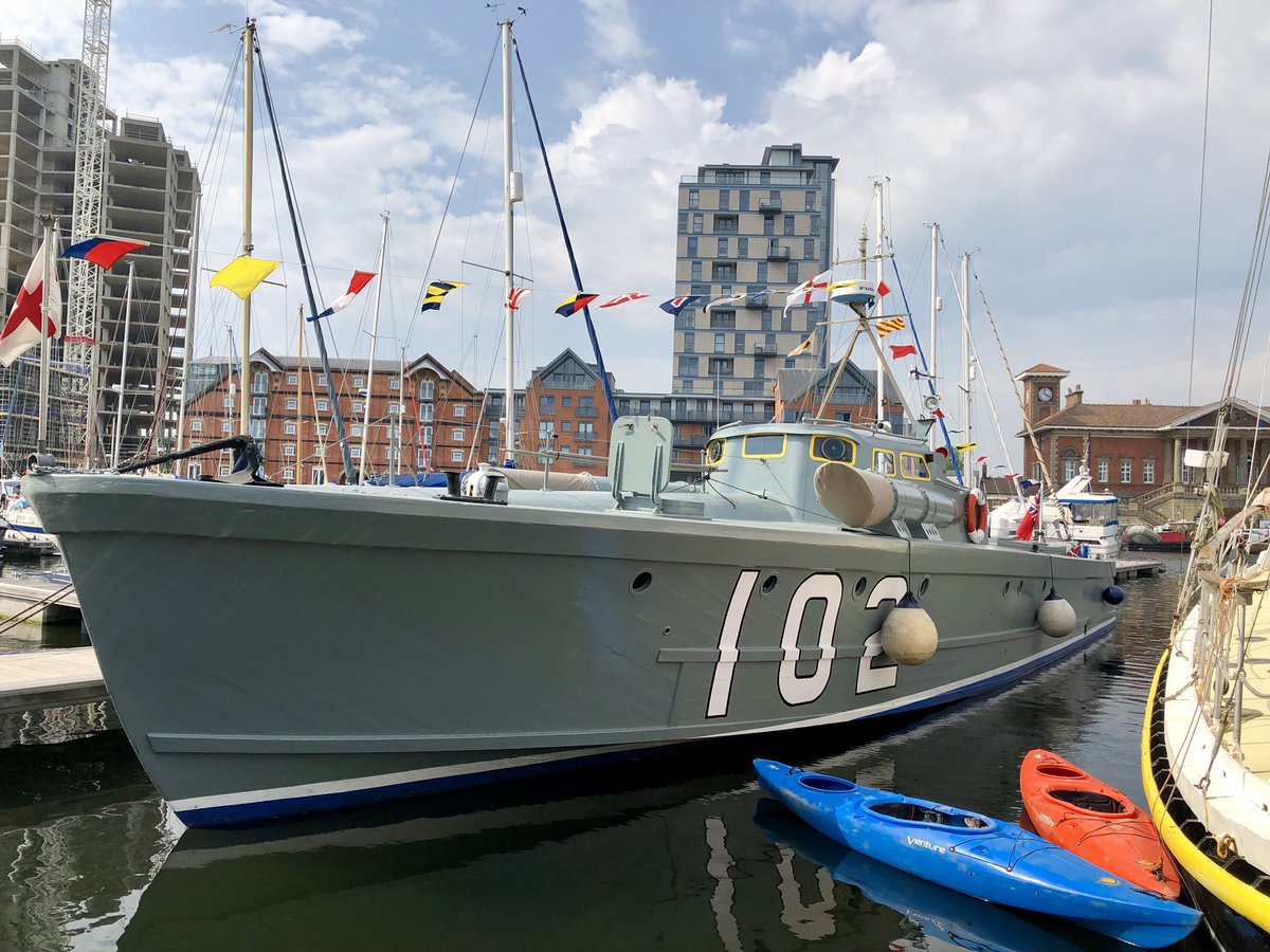iPoof's tweet photo. #littleships #dunkirk #ipswich #ipswichdocks #heroes https://t.co/5AnSuqjlZA