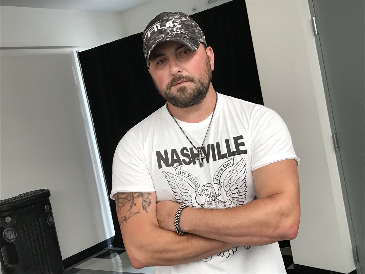 Tyler Farr is heading over to the Country 500 Stage! Get ready to rock!
#country500
@DISupdates 
<a href="/tylerfarr/">Tyler Farr</a>
