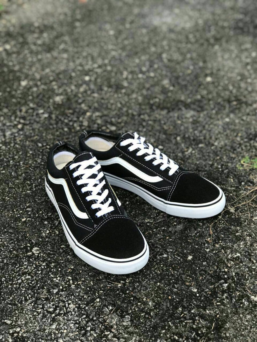 PastelShoppe's tweet photo. 24 hour Flash SALE ! RM80

•Vans Oldskool Black/White 
•Clearance stock copy ori
•Screenshot this
•Send to whatsapp 011-3394 0162 https://t.co/n6Art9DSkr