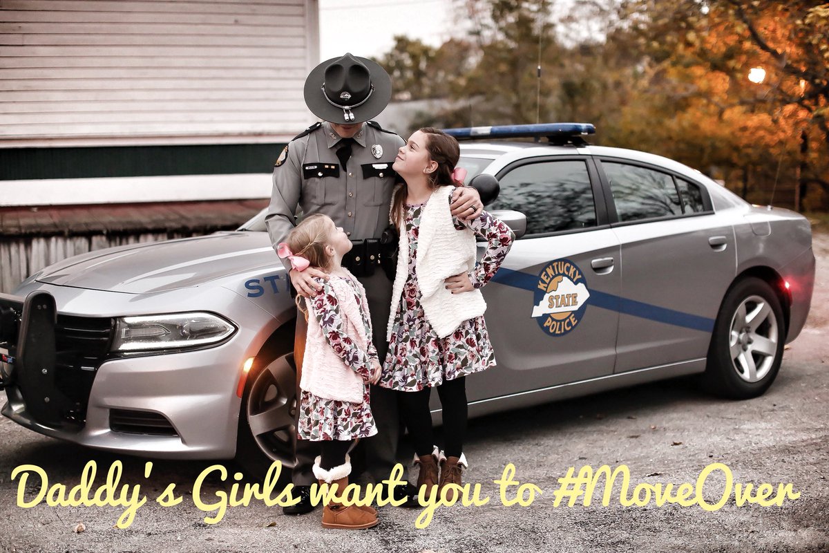 kystatepolice's tweet photo. Heavy Holiday travel continues - please be aware of first responders and #MoveOver2018 https://t.co/1Al1NZna9q