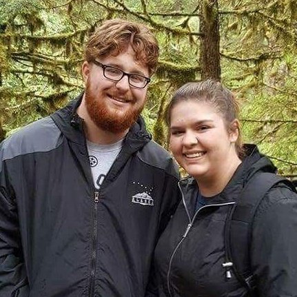 acfansler's tweet photo. #lovethesetwo #Alaskancruise https://t.co/RUtKR1Id1h