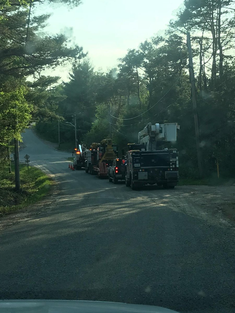 LakelandPower's tweet photo. All power restored, earlier than expected. Thanks to crews from Lakeland and #OrilliaPower all customers have power.  #outage #storm #microburst #lineworkers #linesperson https://t.co/OEC4z6GZ9n