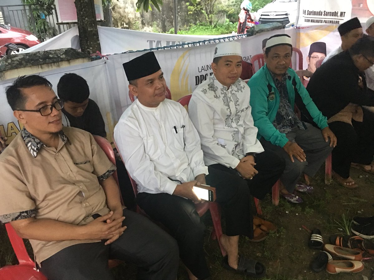 saifulfadli's tweet photo. Alhamdulilah Kemaren sore buka puaso bersama Kader dan simpatisan DPC PKS JAKABARING

#RamadhanKe11Tahun1439H
#AyoLebihBaik https://t.co/69A6kM1XSY