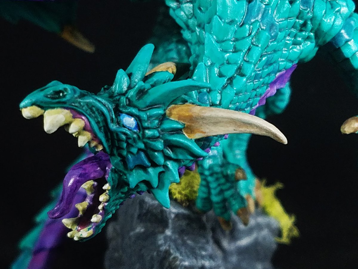 Cynge79's tweet photo. This was fun and I'm thrilled at how it turned out. My dragon entry for @Goblins_Mordor @MordorPaint #reapermini competition for May. Paint scheme inspired by Ysera from World of Warcraft. https://t.co/3fZtDYQkPd