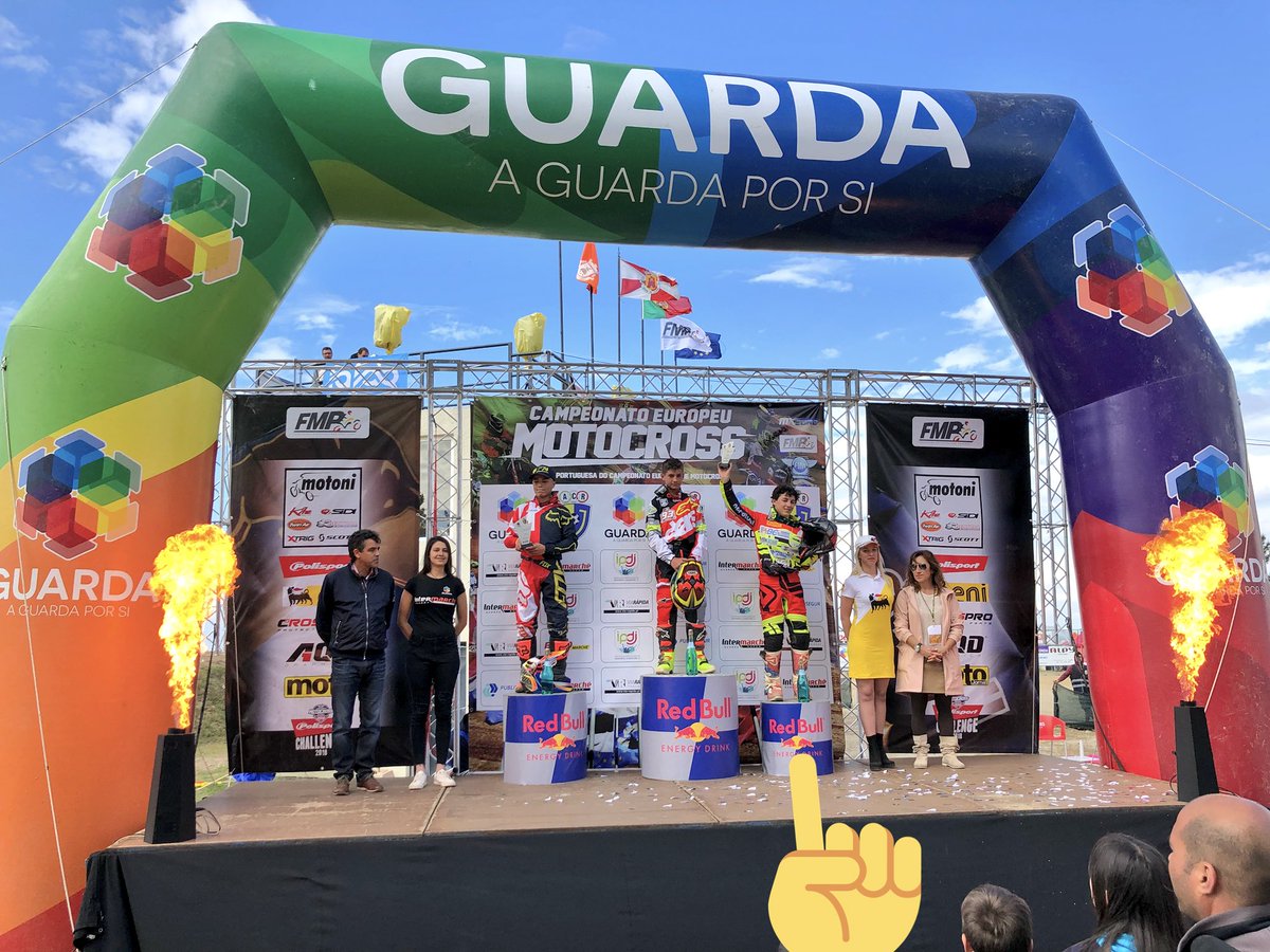 Massi__121's tweet photo. 🎯 obbiettivo podio raggiunto in entrambe le categorie👏🏻ragazzi!!!🇮🇹
Prossimo appuntamento con EMXJ 22 luglio a Loket per la Finale!!! #NonSiMollaMai #WorkInProgress #Motocross #Love #Style #Fashion #Passion #Forza🇮🇹 #ComeOn #65cc #85cc https://t.co/xVBRnawJvj