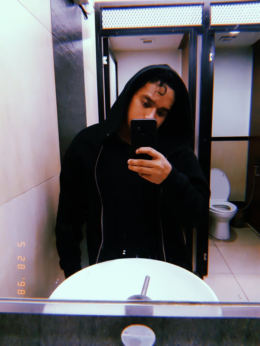 itsmeczarmazo's tweet photo. Pumasok ng lasing. Uuwing lasing. HAHAHAHA
Good morning ! ☀️
#feelingSuperman https://t.co/9fii6efUbk