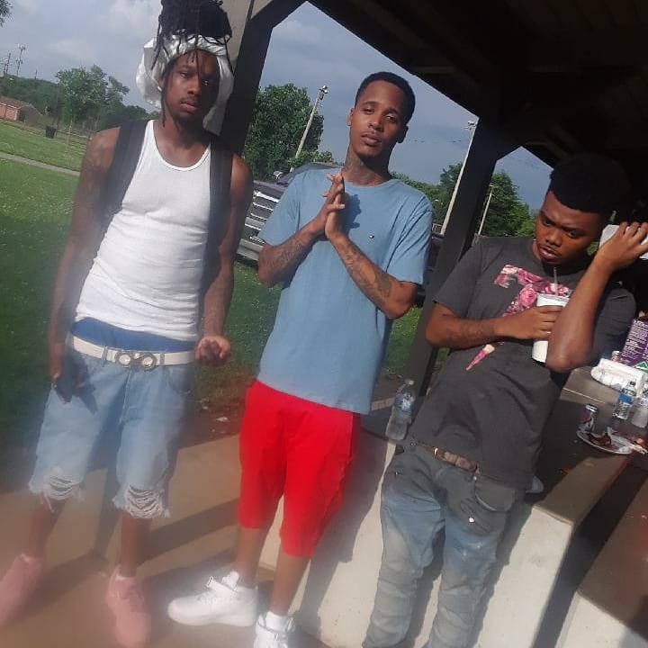 107DANDAN's tweet photo. R.I.P LIL JUVIE 💯👇💙❤️🤞 https://t.co/yfC8FuGefW