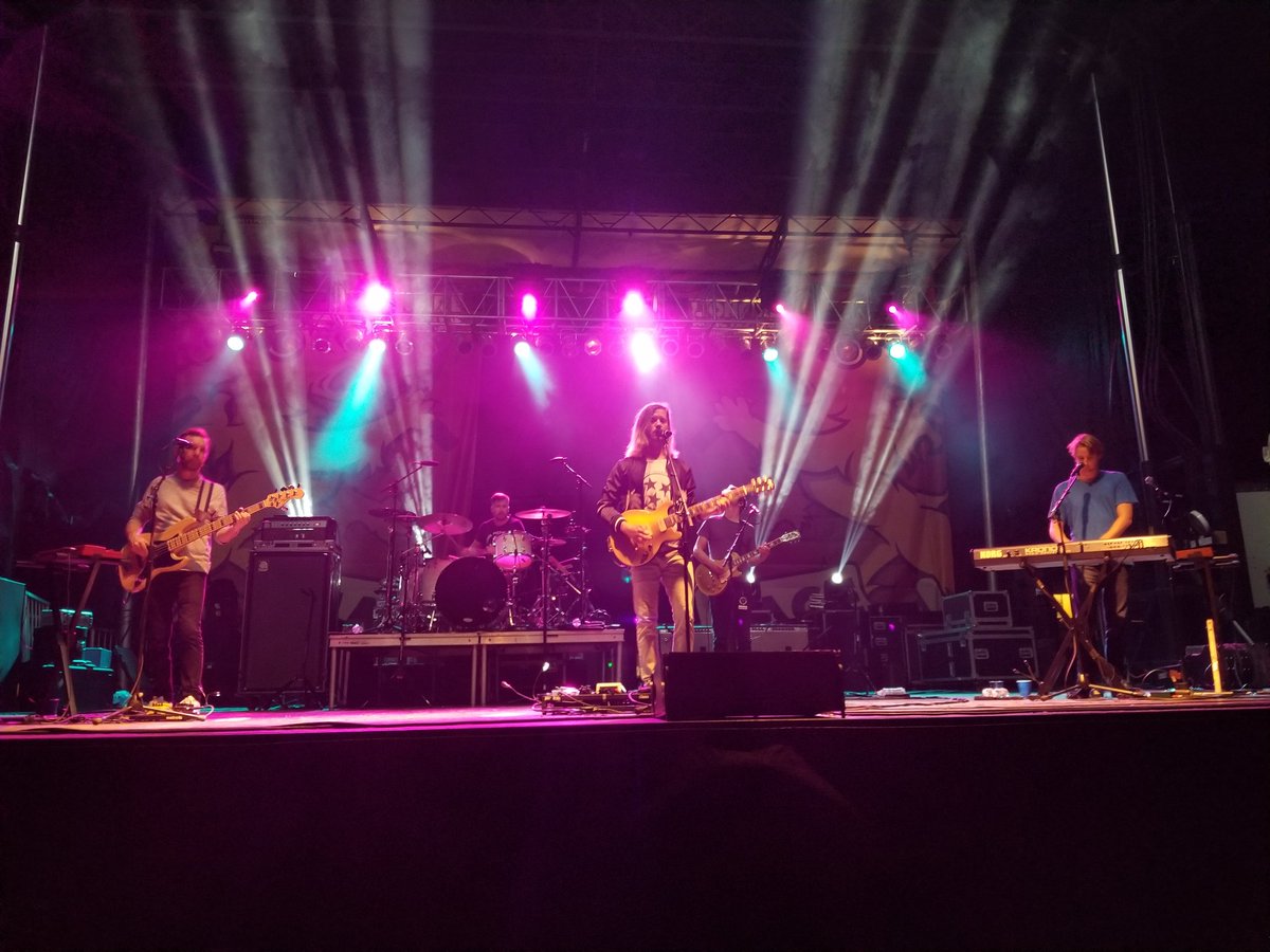 Ron_Clements's tweet image. It's not too late to throw up two high for @MoonTaxi #LionFire