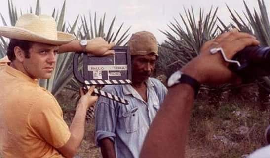 contrapique's tweet photo. EL DOCUMENTALISTA DEL PUEBLO
Hoy se cumple otro aniversario de la desaparición de Raymundo Gleyzer, el “Día del documentalista” se instituyó en honor al cineasta que demostró un enorme compromiso social, que reflejó a través de su lente. #DiaDelDocumentalista #RaymundoGleyzer https://t.co/qJIMHsDnJm