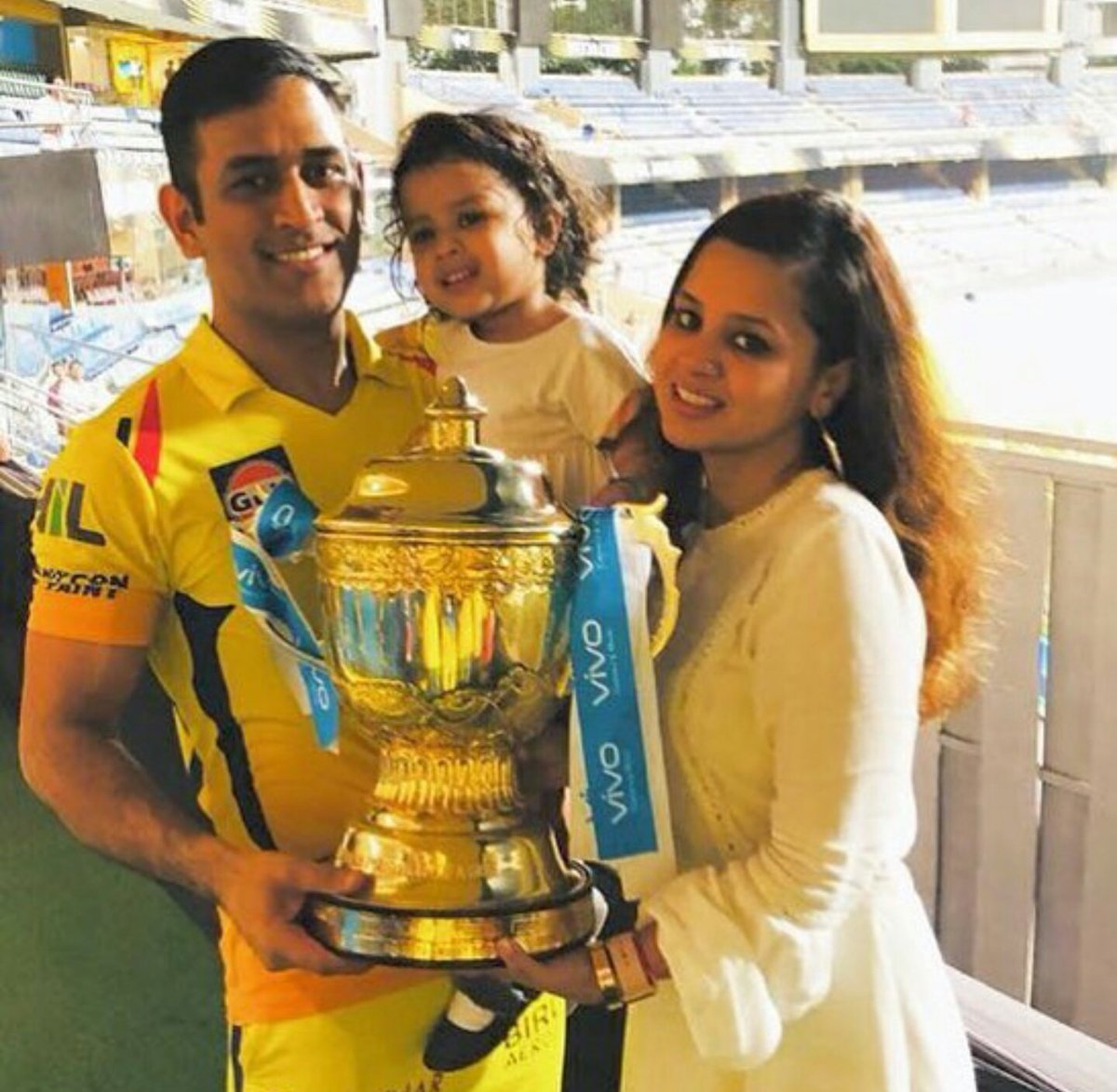 sakshidhoni's tweet photo. Thanks Everyone for the support @msdhoni #gratitude #humble
#ziva #Dhoni
🎊🎈🎉🎉🎈
#MSDhoni
#CSKvsSRH #IPLFinal Well played Watson Chennai Super Kings #IPL2018Final #CSKisChamp #ChennaiSuperKings #CSK #happy
#Congratulations #celebration 😚😚😚😎😎 https://t.co/v7rGJO8exg