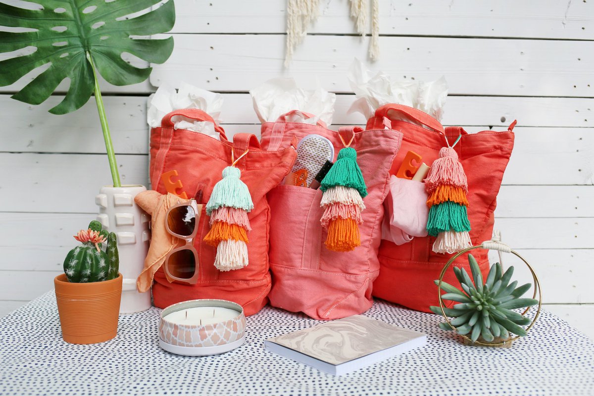 Rachel Denbow tweet media