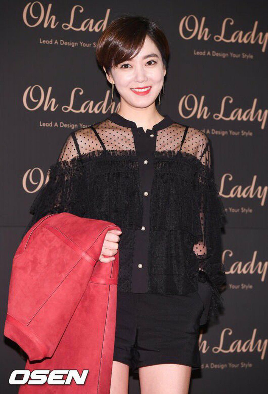 Wowkorea 韓流ドラマk Pop 超高速の結婚 女優イ ソヨン 3年ぶりに離婚説 ヨン様 ぺ ヨンジュンの相手役など 15年 2歳年下のベンチャー事業家と出逢い 1か月で家族同士の挨拶 4か月で イソヨン つづき T Co Sbpri5xk8w