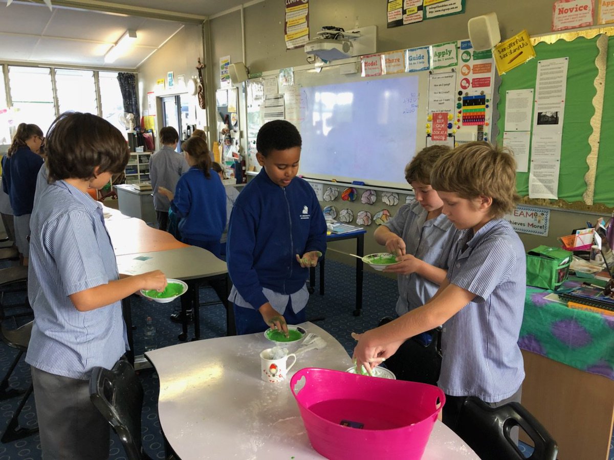 StBrendans_4105's tweet photo. The Yr6/5 #STB students were observing Oobleck in our fun science lessons. #STB6/5learning #STBscience https://t.co/gVgxnKivqH