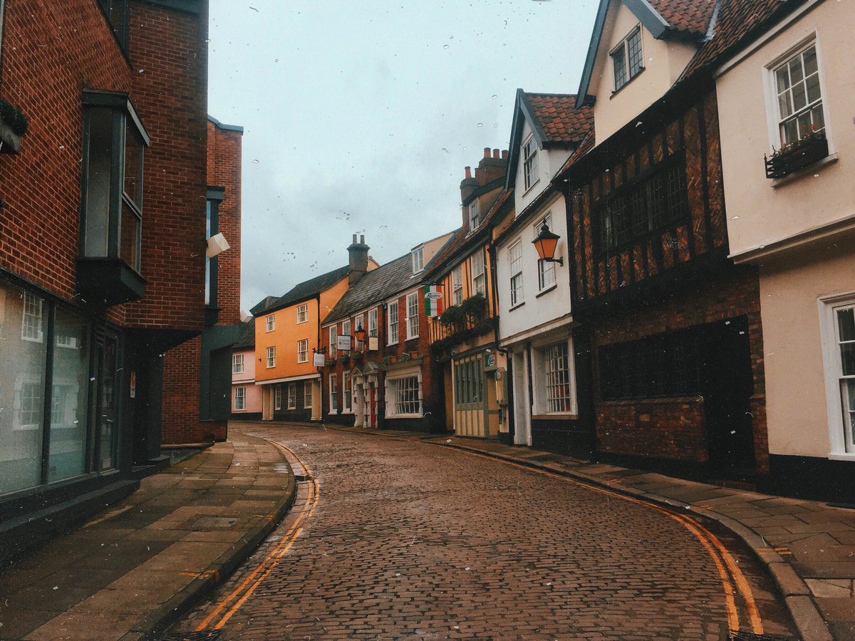 Releaninn's tweet photo. Let’s have a long walk?! ... .
.
.
.
.

#vscofilter #vscocam #vsco #vsconorwich #vscouk #iphonephotography #iphonecamera #camerashots
#unitedkingdom #norwichuk #norwichlife https://t.co/KAmx15RSan