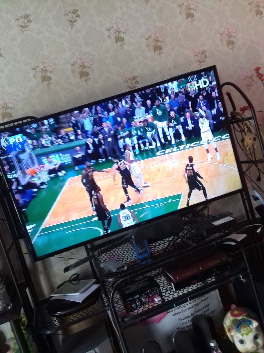 maeb302's tweet photo. Boston to the final....thank u abs-cbn
#nbaonabscbn #NBAFinals https://t.co/QA0nBt6gON