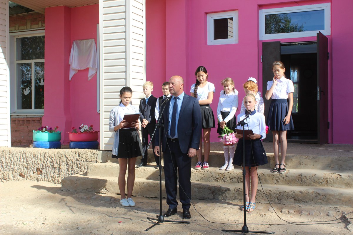 levshin_glava's tweet photo. Открытие мемориальной доски Кирееву Петру Федоровичу, моряку подводнику, погибшему при исполнении служебного долга. https://t.co/x7LnTrrOrb