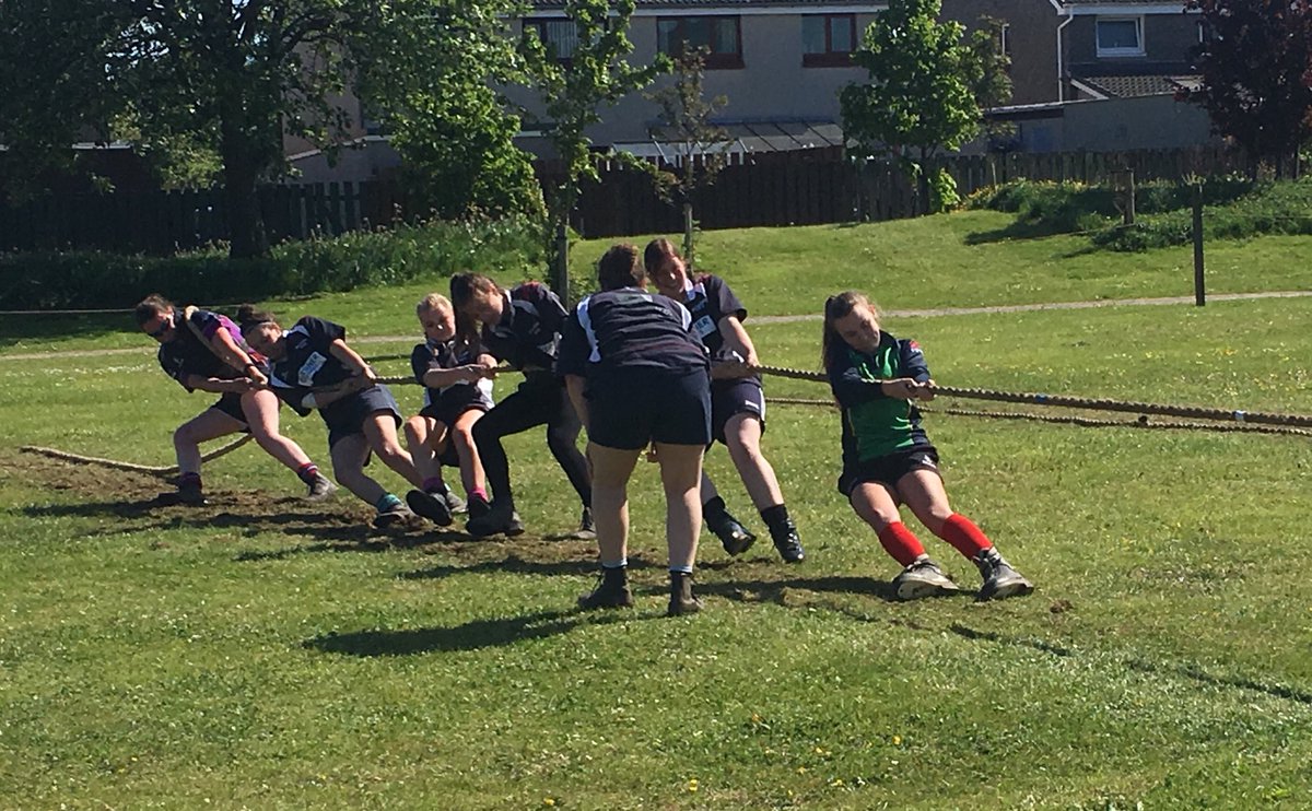 ChoolieB's tweet photo. Fantastic day of Tug of War yesterday at the Kinneff Club Open in Stonehaven 💪 #ScottishTugOfWar #TakeTheStrain #Steady #Pull #TrainingCompetition #GirlPower @ScotWomenSport @Womeninsport_uk @ThisGirlCanUK https://t.co/h3Vb2jlbGq