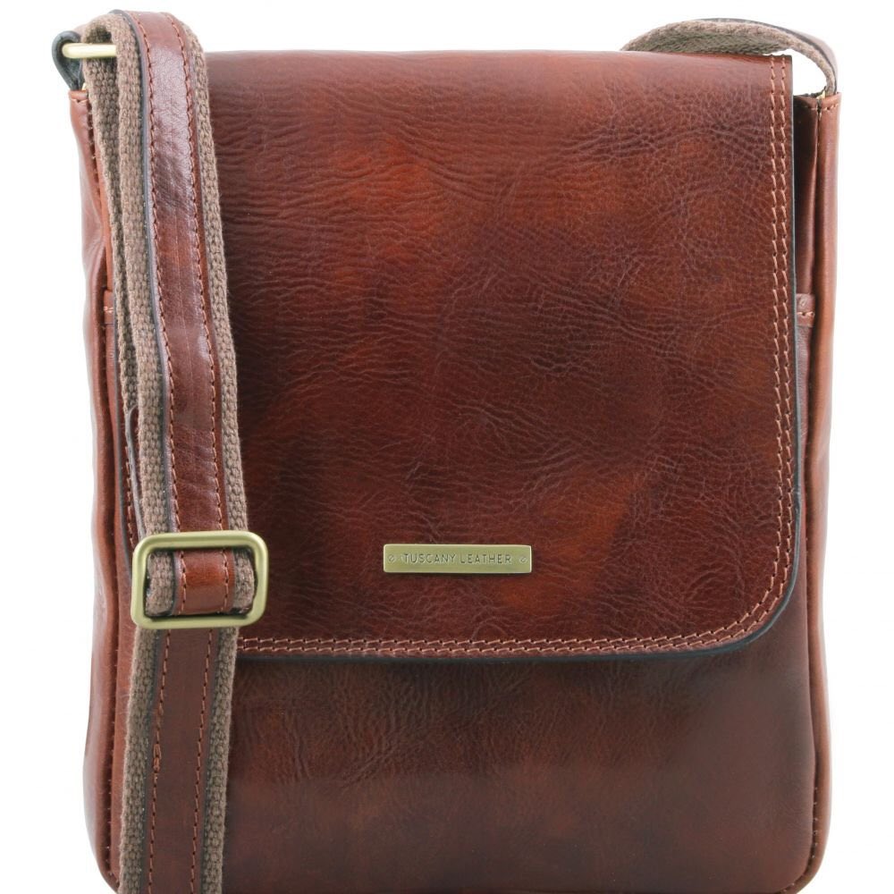BuyNowIn's tweet photo. #TuscanyLeather. Excelencia en el curtido de cuero italiano
#bandoleras #bolsos #mochilas #riñoneras #fashion #diseño #bags #luxurybag #instafashion #modafemenina #modahombre #modamasculina #comprasonline #felizlunes #buynowin
https://t.co/3FNeFlRxNT https://t.co/t7x6yObTWT