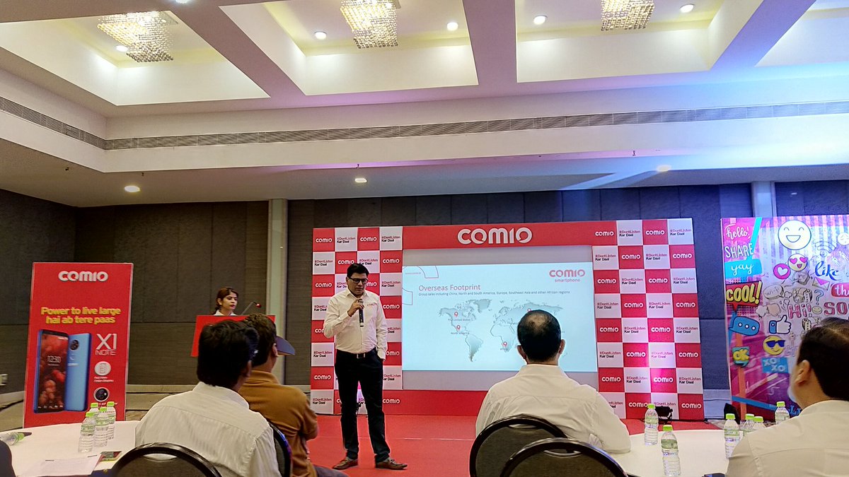 manojshesh24's tweet image. Mr. Sanjay @sanjay_kalirona briefing us about COMIO and it&apos;s smartphone lineup including the all new #COMIOX1Note