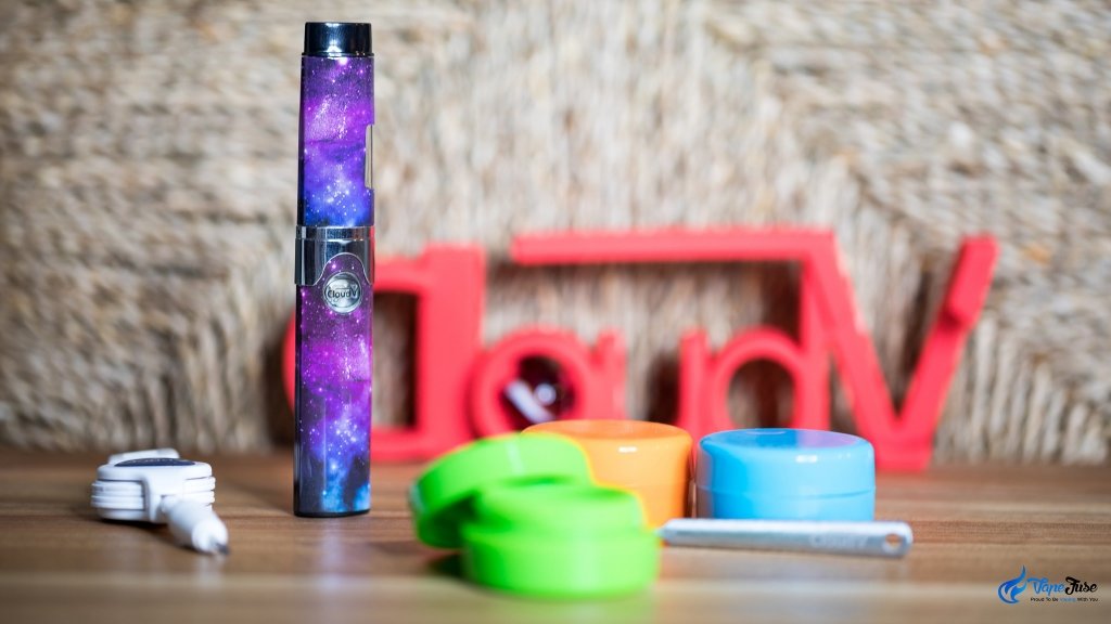 vapefuse's tweet photo. "The CloudV Platinum is the perfect waxy pen for the avid concentrate vaper in all of us!" https://t.co/snydSaFLq9 #CloudVapes #VaporizerReviews #CloudPlatinum #CloudV https://t.co/cvWF6kRWN5