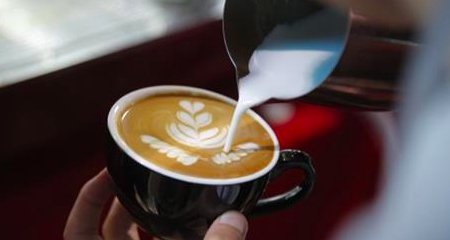 dingtalkhq's tweet image. This system took a complex order of 34 coffees in a mere 49 seconds – three times more faster than a human barista, who did the same in two minutes and 37 seconds.
#AlibabaGroup #DingTalk #Starbucks #Smartorderingsystem #AI #SCMP_News
sc.mp/2kpryzE