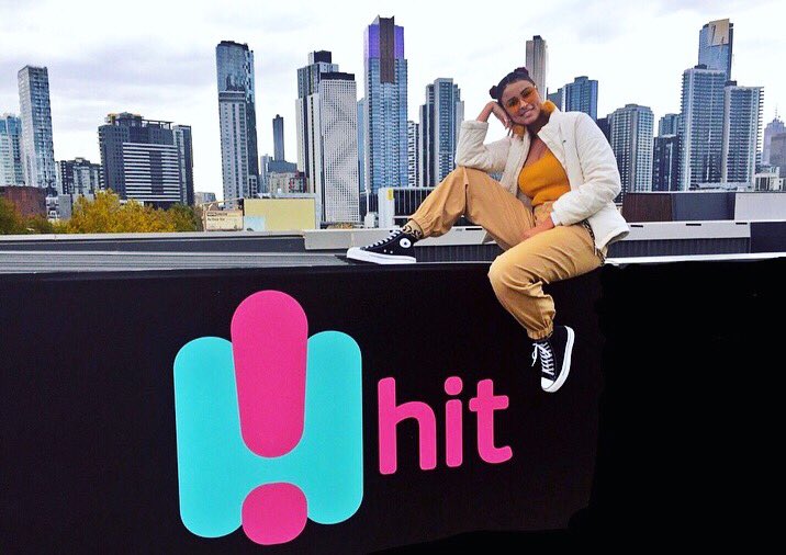 📡 Tune into @FoxFM from 1.30pm to hear me chatting with <a href="/AaronRichOnAir/">Aaron Rich</a> 💛