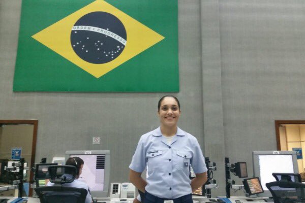 #CopadoMundo Força Aérea Brasileira transmite mensagem de incentivo à Seleção Brasileira, antes de a aeronave sair do espaço aéreo brasileiro. 
Ouça aqui e confira a matéria: goo.gl/z4NKBS
#Brasil #SeleçãoBrasileira #PartiuRússia