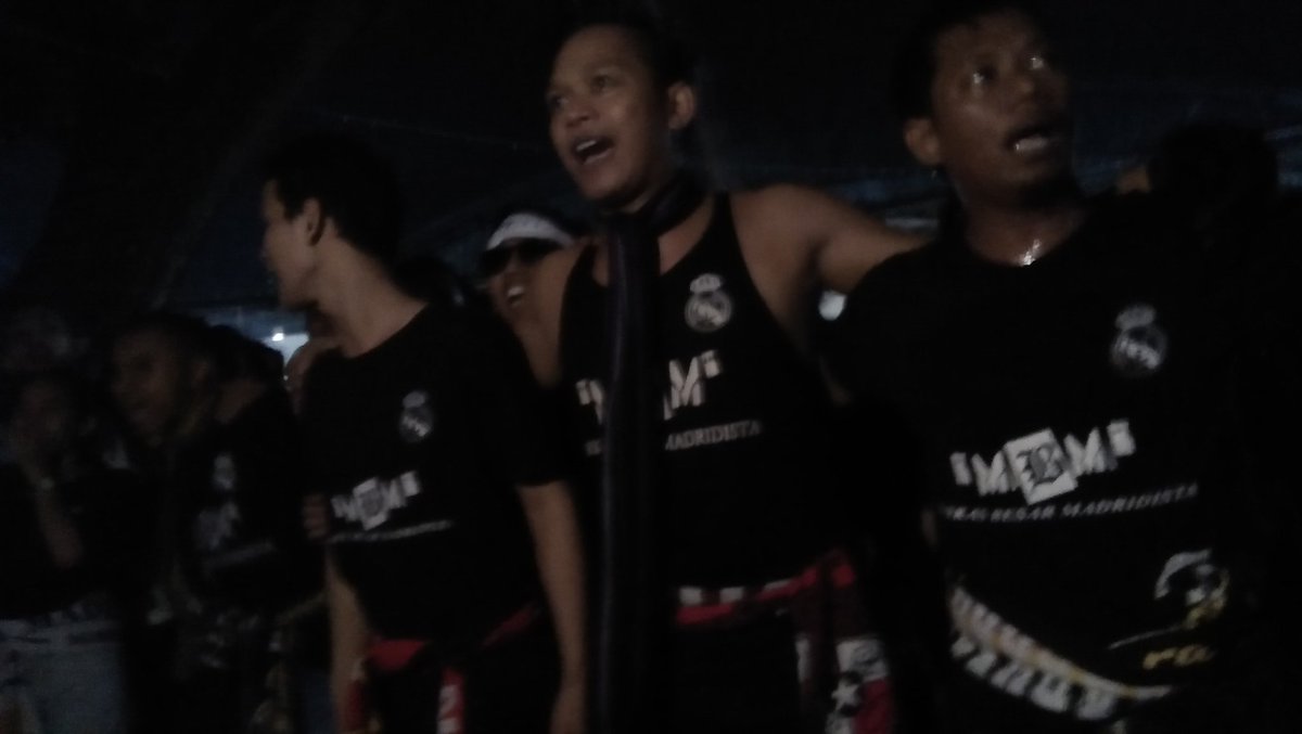 MBM  on tour karawang.
Final UCL 2018. 
Real madrid vs Liverpool. 
Petjahhhh abissss. Thanks <a href="/Madrid_IndoKRW/">PRMI Reg. KARAWANG</a> ✊