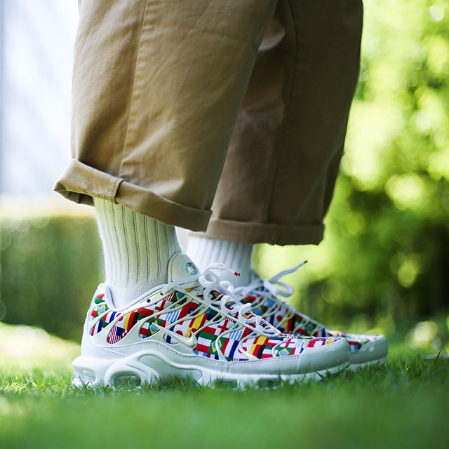 nike air max plus nic qs