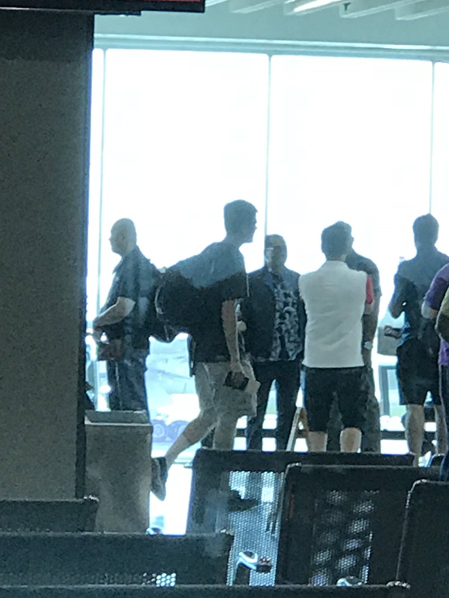wansaifuddin's tweet photo. Saw Dato Khaled Nordin and Dato Seri Utama Shahrir Samad (offscreen) waiting to take a flight together at Senai International Airport. Many asked to take photos. #senaiinternationalairport #exmb #exmp #johor https://t.co/DYyVEOxgY2