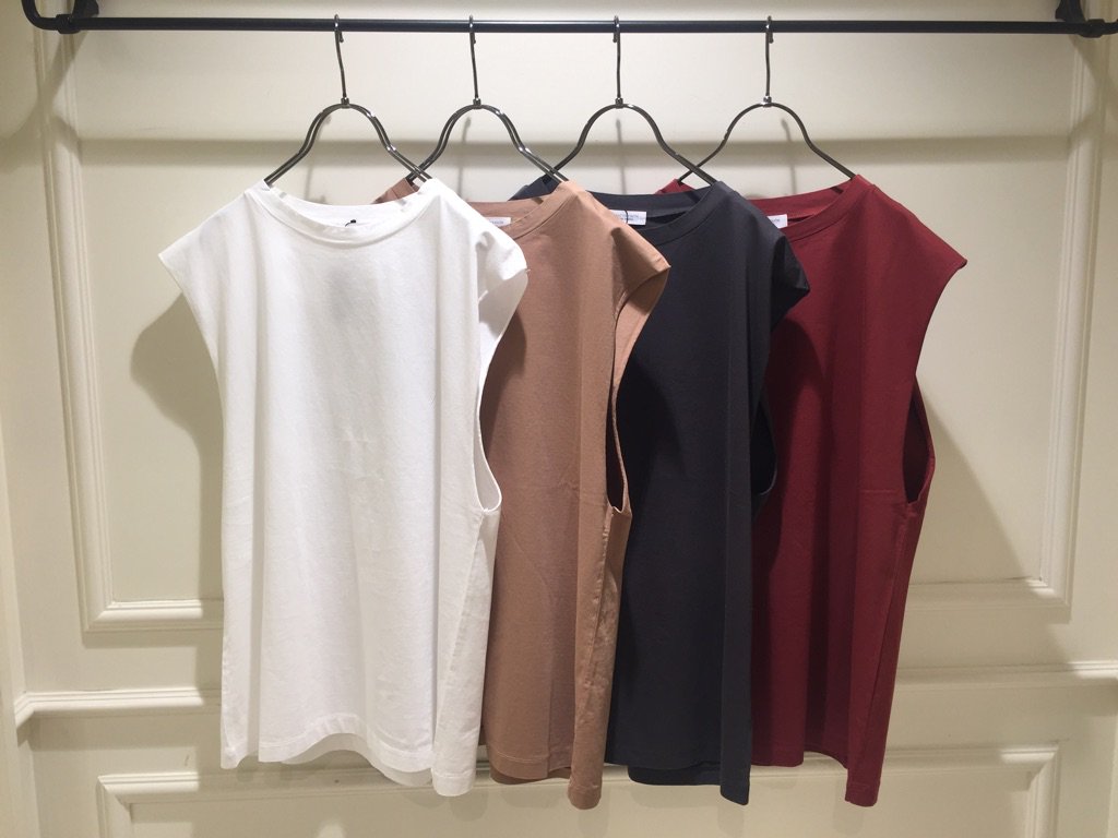 BY_KYOTO's tweet photo. 【WOMENS】コットン素材のノースリーブ入荷しました☺︎是非店頭にてお試しくださいませ♬¥5,500-(+tax)
#beautyandyouth#ビューティアンドユース https://t.co/Q5qdkyk7Jh