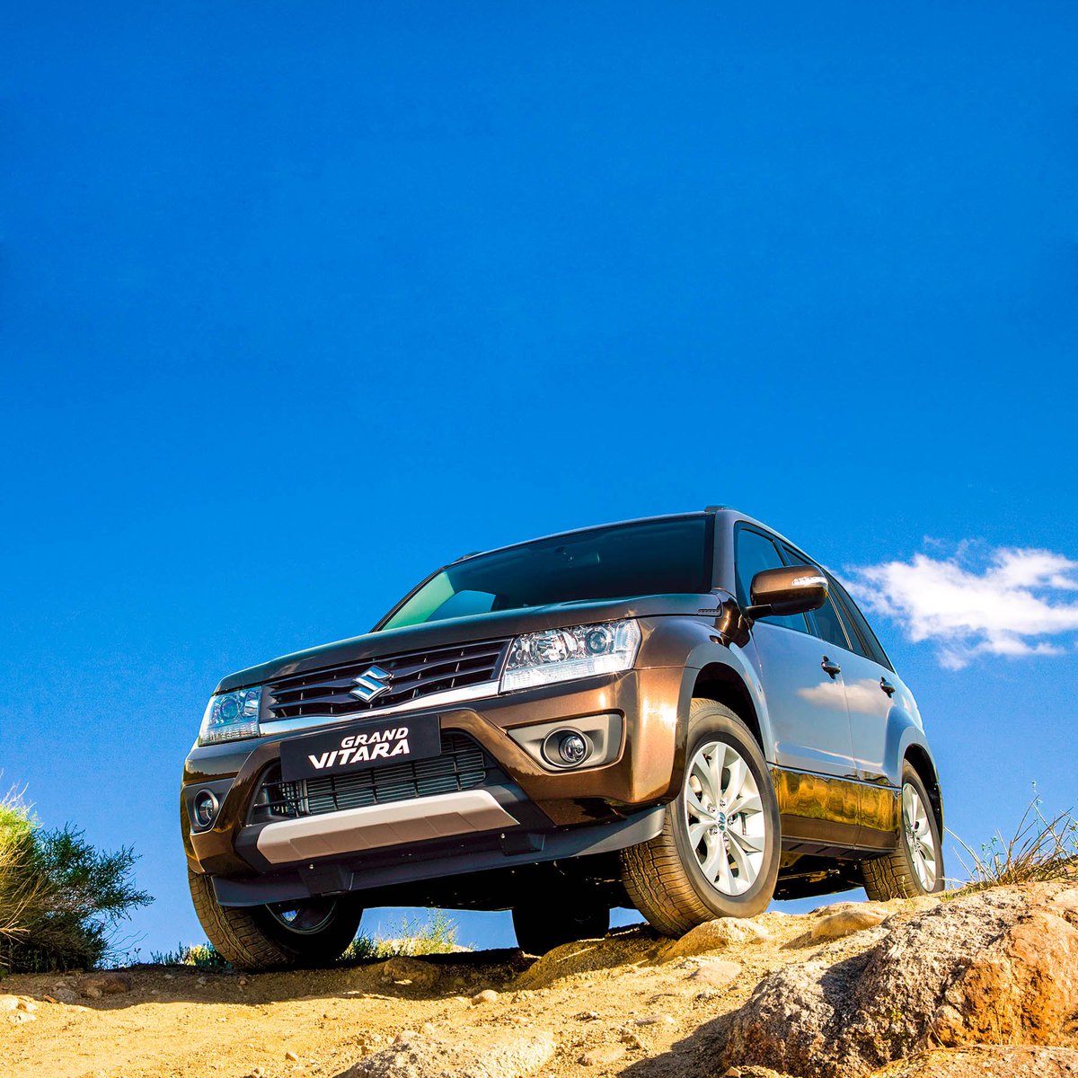 Suzuki_Mongolia's tweet photo. #Suzuki #UpperGrade загварууд манай үзүүлэнгийн танхимд худалдаалагдаж б��йна. Та бүхэн хүрэлцэн ирж uppergrade загварыг сонирхож, худалдан авалт хийхийг урьж байна. 
Үнэ: 70сая ₮
ЭРЧ ХҮЧ, ЭДИЙН ЗАСГИЙН ХЭМНЭЛТТЭЙ АВТОМАШИН https://t.co/8iJEFmGQqE