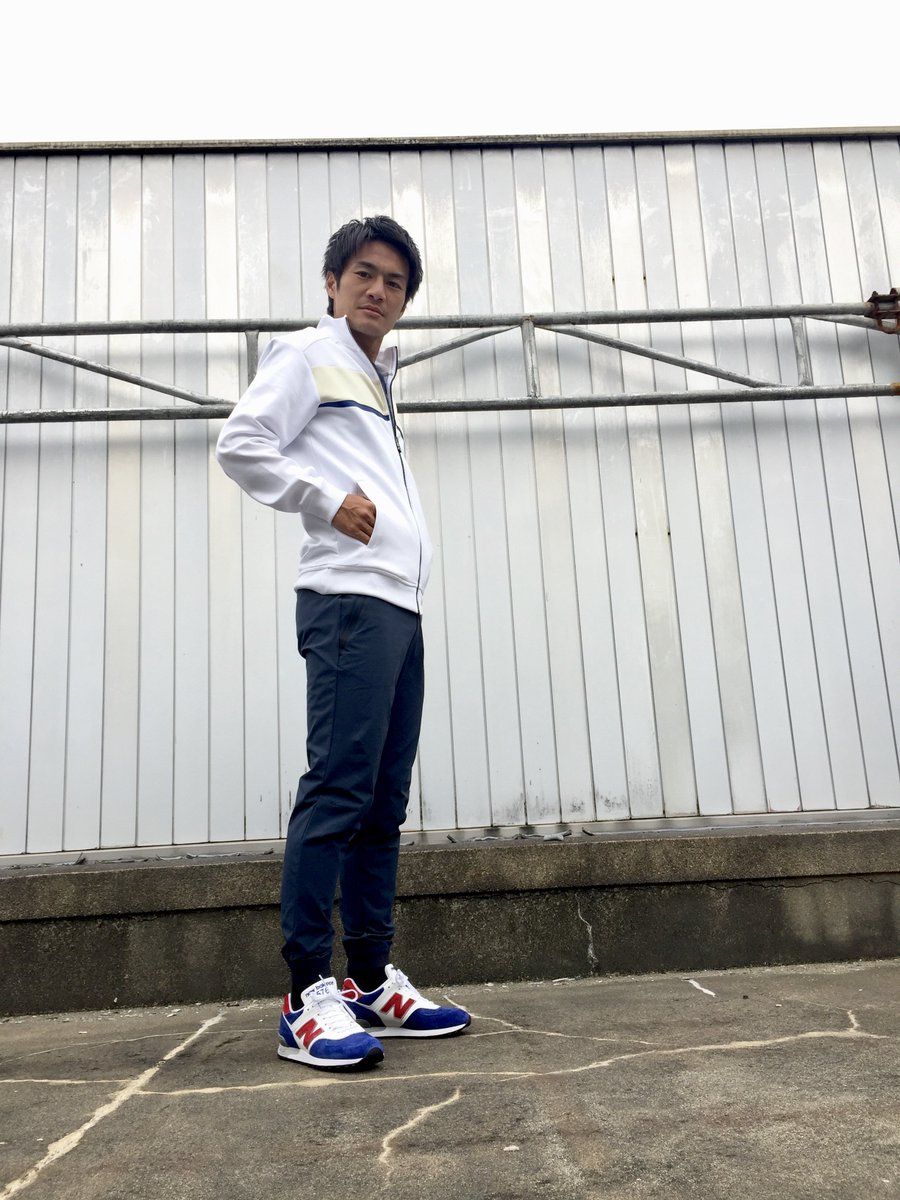 ニューバランス京都藤井大丸 Ar Twitter スポーツミックスコーディネート トリコロールカラーのシューズが主役のコーディネート お洒落は足元からですね ニューバランス京都藤井大丸 Kicks オフィシャルショップ限定 トリコロール