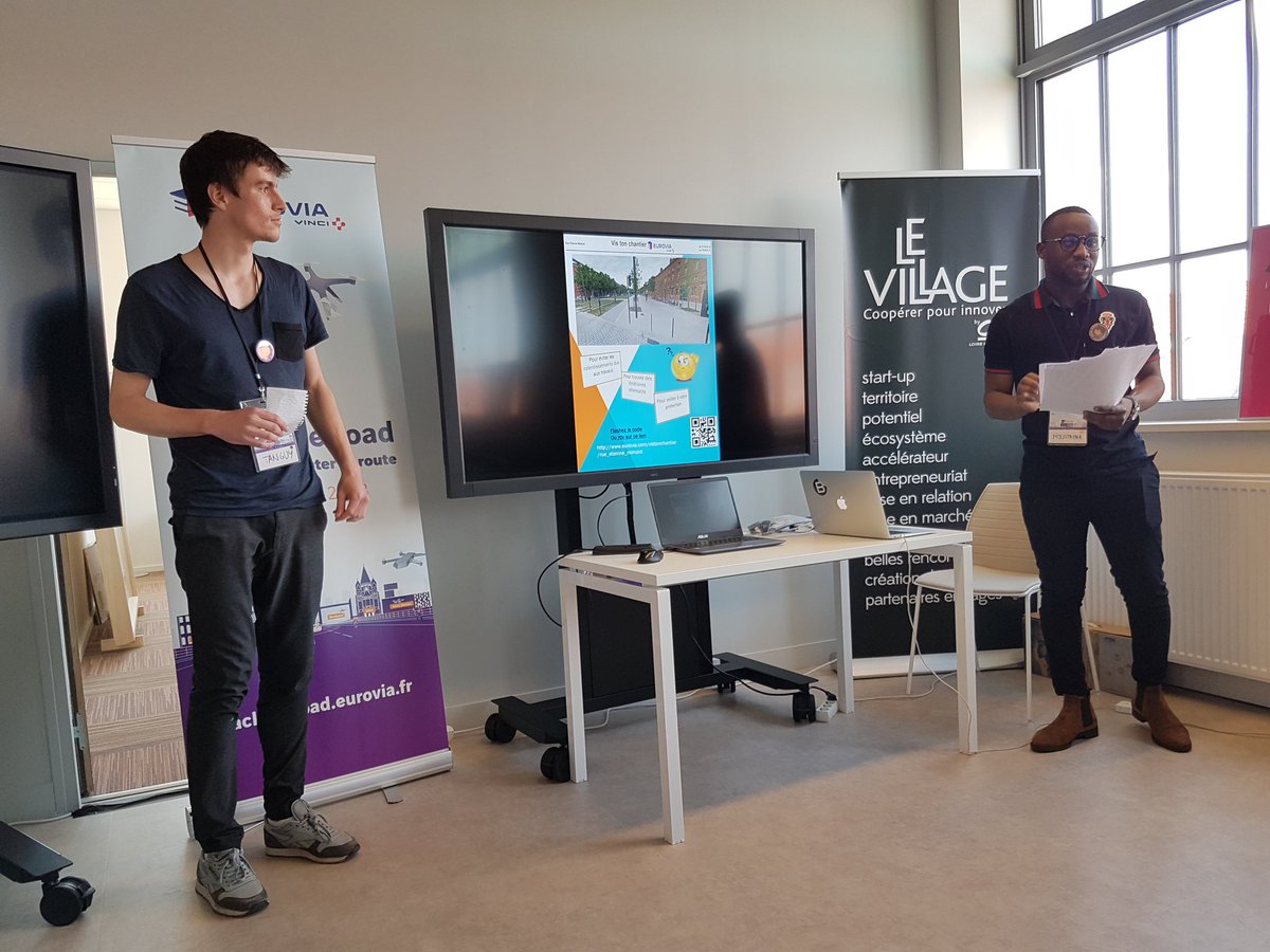 VillagebyCALHL's tweet photo. #hacktheroad #Eurovia : 3000 €, propositions de stage, intégration d'une cellule innovation... Bravo aux étudiants et aux mentors. Hackathon, recrutement, team building... @LeVillagebyCA #saintetienne est ravi d avoir hébergé son partenaire @Eurovia_Group https://t.co/4Y5sxMI5JD