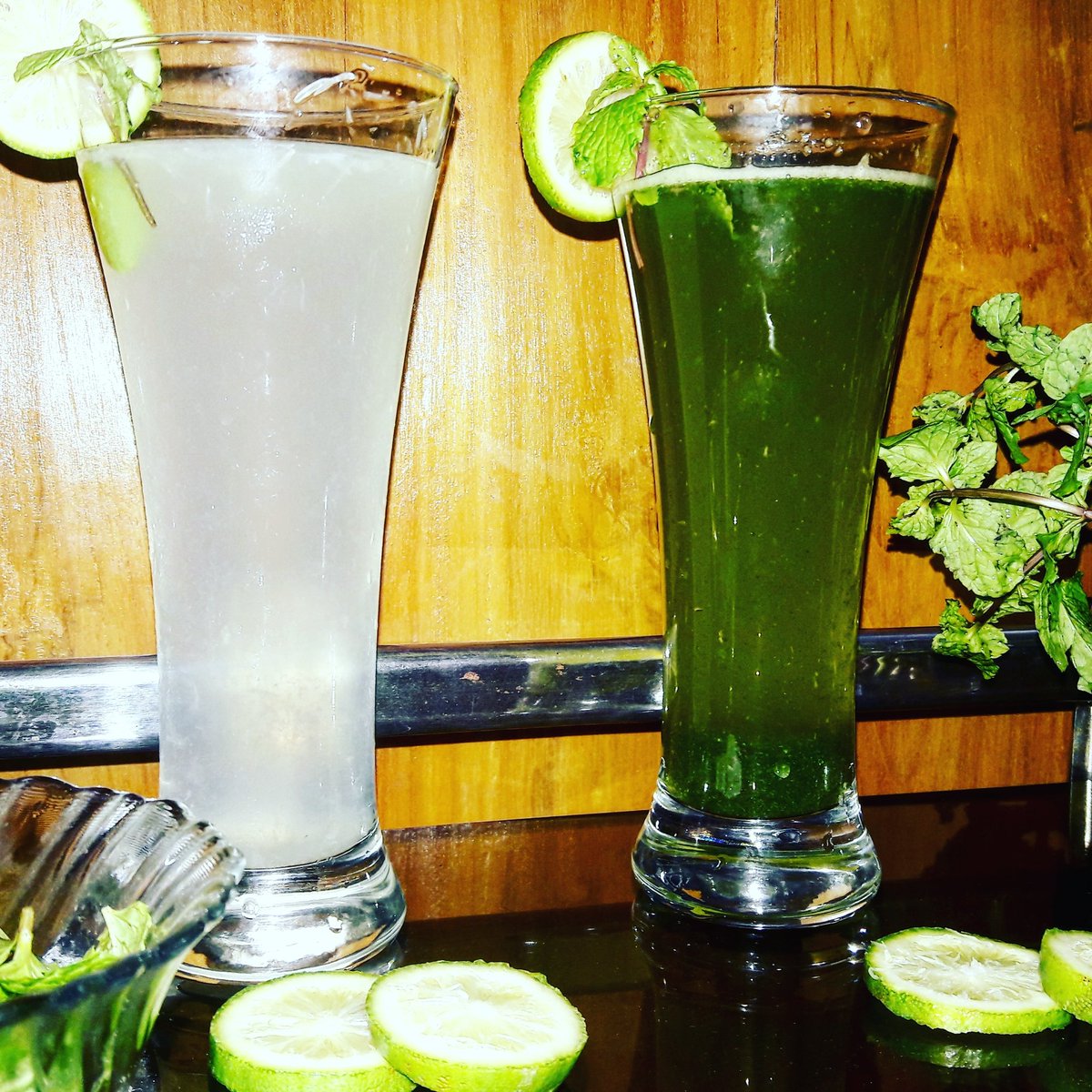 muniamoon5's tweet image. লেবু ও পুদিনার সরবত।রমজানে ও গ্রীষ্মের গরমে ঠান্ডা সরবতের সাথে নিজেক refresh করতে ঝটপট দেখে নিন এই রেসিপি। 👉 youtu.be/j73WYEDXa1A  👈