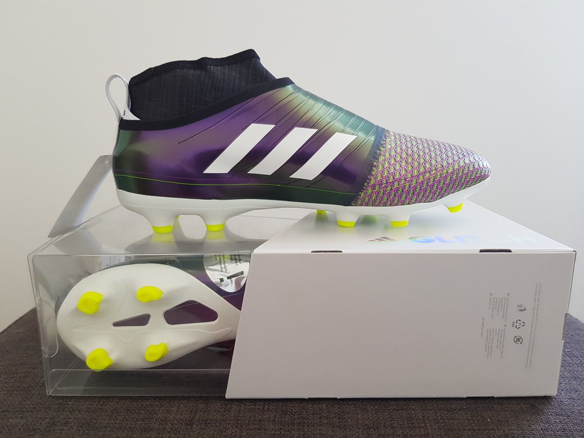 AxomA_'s tweet photo. GIVEAWAY #2
More Exclusive Adidas Glitch Boots (size 10.5)
Click the link and enter by simply completing the entries and Re-Tweeting this post!
https://t.co/aMi6FMS5lV
#WCH #AXOMA #giveaway https://t.co/ueC6lRCpBz