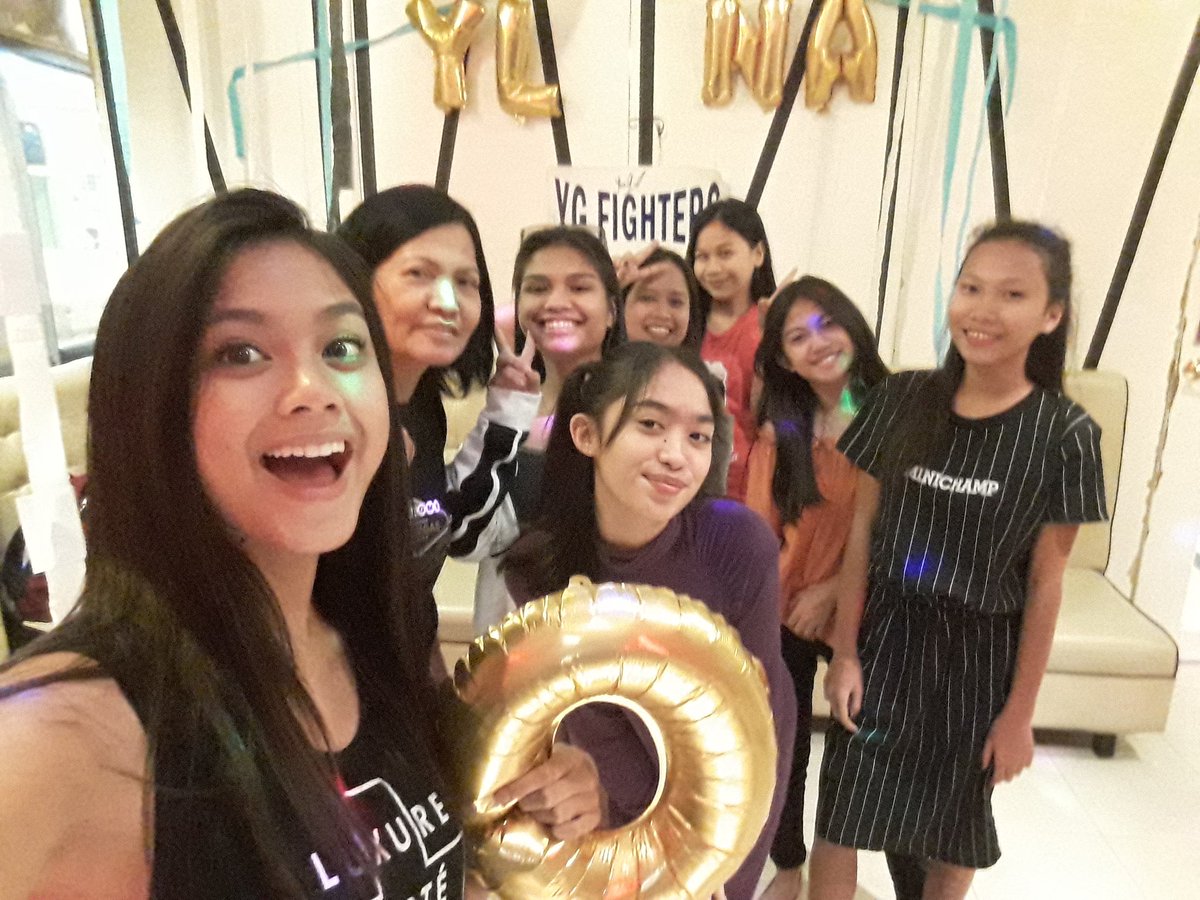 Ylonas_Fighter's tweet photo. YG FIGHTERS ANNIV. DINNER DATE WITH YLONA 😍😍💙💙 thank you for making us happy 😚
@ylona_garcia 

4M https://t.co/baXxXBHeFm