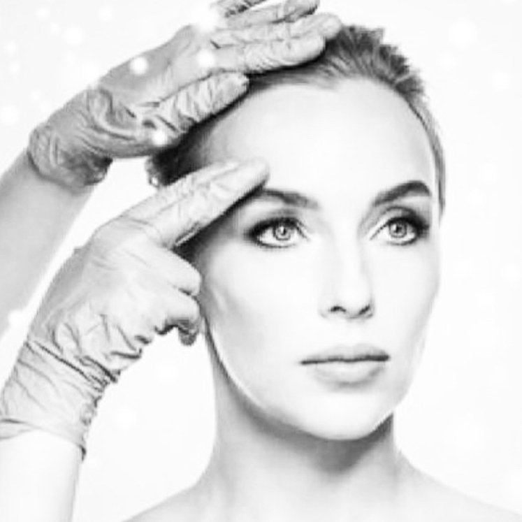 Coup de coeur pour Le Bistro de la Beauté à #annecy et son programme « 3 jours pour paraître plus jeune » .

Un must à s’offrir avant l’été ou à offrir à sa maman pour la fête des mères.