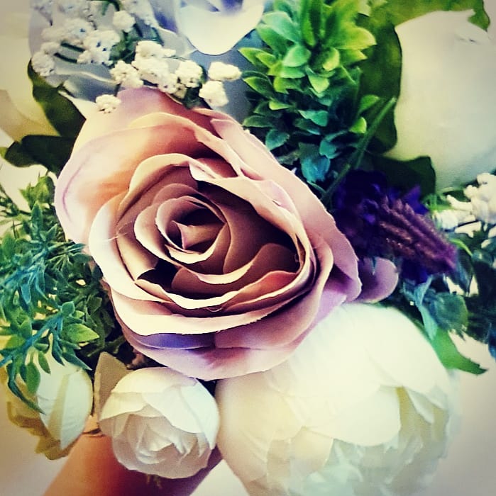FlaurelDesigns's tweet photo. #artificialflowers #artificialflowerarrangement #artificialarrangement #wedding #weddingflowers #bridalflowers #bridal #peonies #hydrangeas #lavender #flowerbouquet #artificialbouquet  #supportsmallbussinesses #smallbusiness #flaureldesigns https://t.co/BmS5TTDEWL