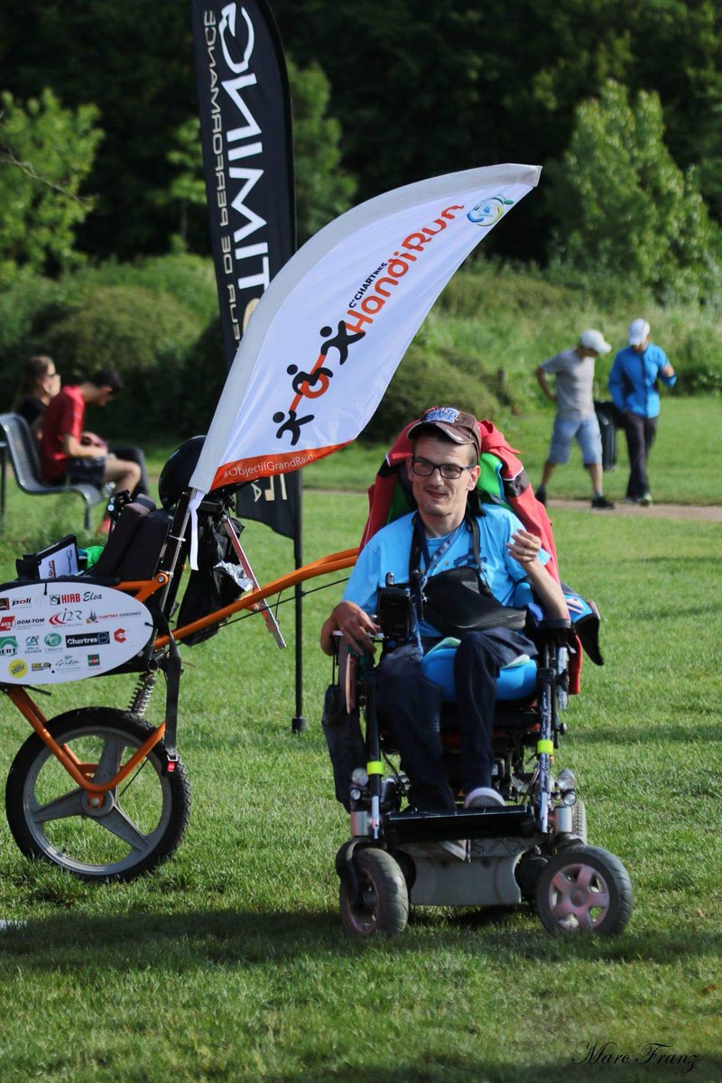 CChartresHandiRun tweet media