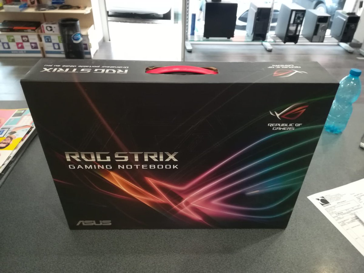 ITPoint2's tweet photo. #ASUS #ROG #STRIXGL703
Intel Core i7, NVIDIA GeForce GTX 1060 e Windows 10 Pro: surclassate l'avversario!
https://t.co/lfOqELQ9gw ---> https://t.co/67CJqopezh
https://t.co/dhEhTbGiRa ---> https://t.co/fcEHaAl1JT
#iTPoint
@ASUSItalia @ASUS_ROG @ASUS @NVIDIAGeForceIT @ITPoint2 https://t.co/x0vbb6XMy7